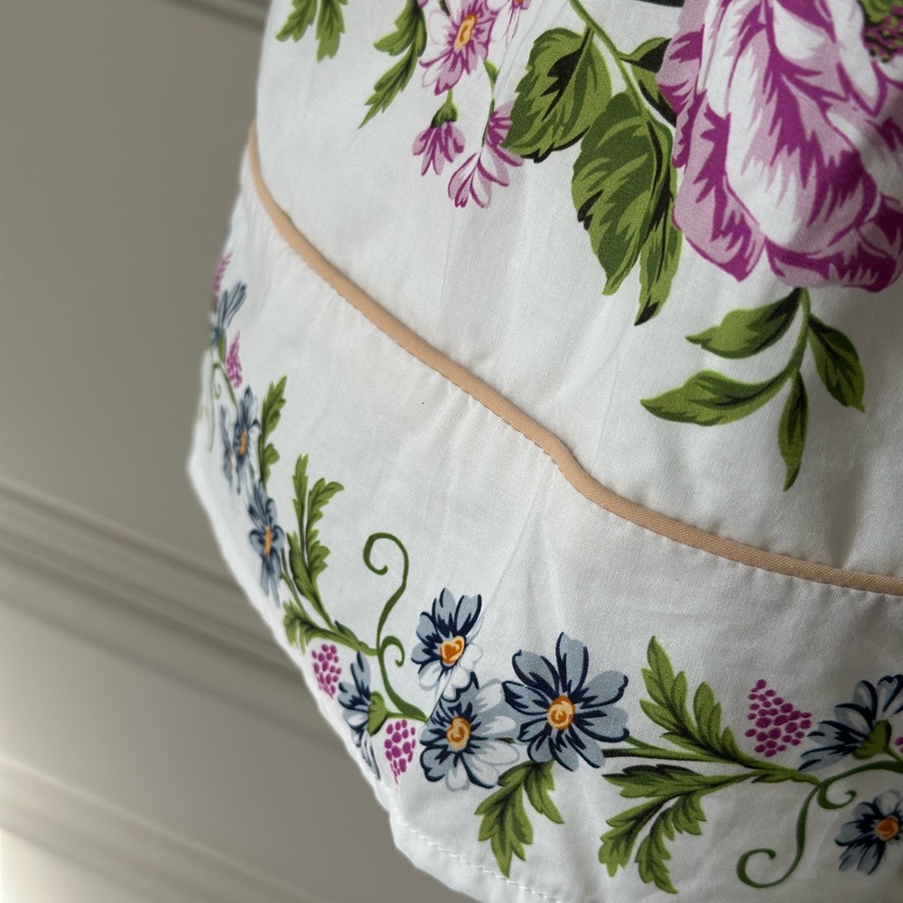 NWOT White Beach Dress with bright florals SZ Large/ Button down/ Vacation - Picture 7 of 12